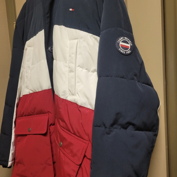 Jackets - Picture 6 of 16